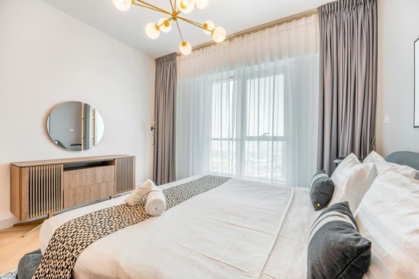 Ateliers DIY : Créez des Luminaires Uniques en Matériaux Recyclés